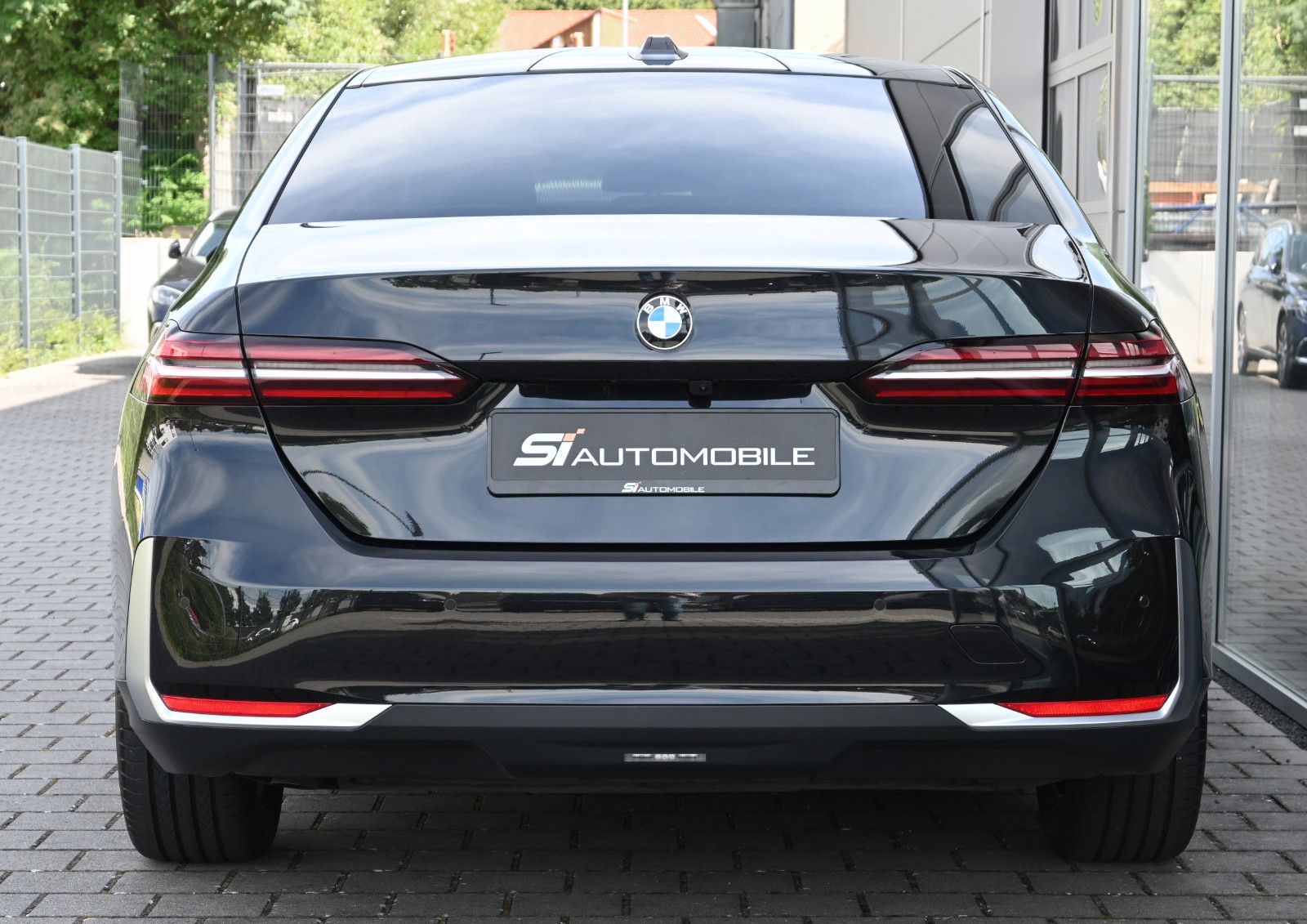 Fahrzeugabbildung BMW 520d xDr. °ACC°Merino°STANDHEIZ°360°PANO°SITZBEL