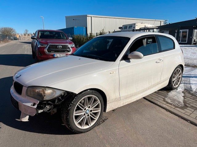 BMW 118D M-Sportpaket/Bitte Text lesen