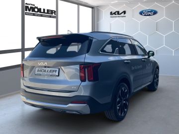 KIA Sorento - 3