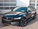 Volvo V60 B5 Cross Country  Ultimate AWD AHK B&W 360° - Volvo V60 Cross Country Ultimate mit Benzin-Antrieb