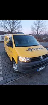 Volkswagen T5 Transporter - Volkswagen T5: Firmenfahrzeug