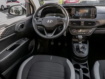Hyundai i10 1.0 Trend Spurhalteassistent Kamera Navi