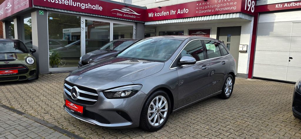 Image of Mercedes-Benz B 200