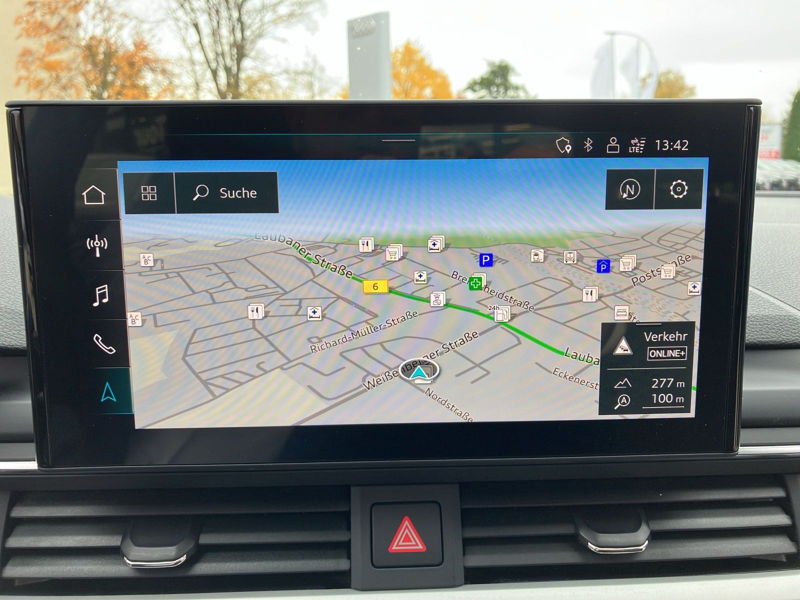 Fahrzeugabbildung Audi A4 Avant 40 TFSI S-tronic S-line LED Navi AVC AC