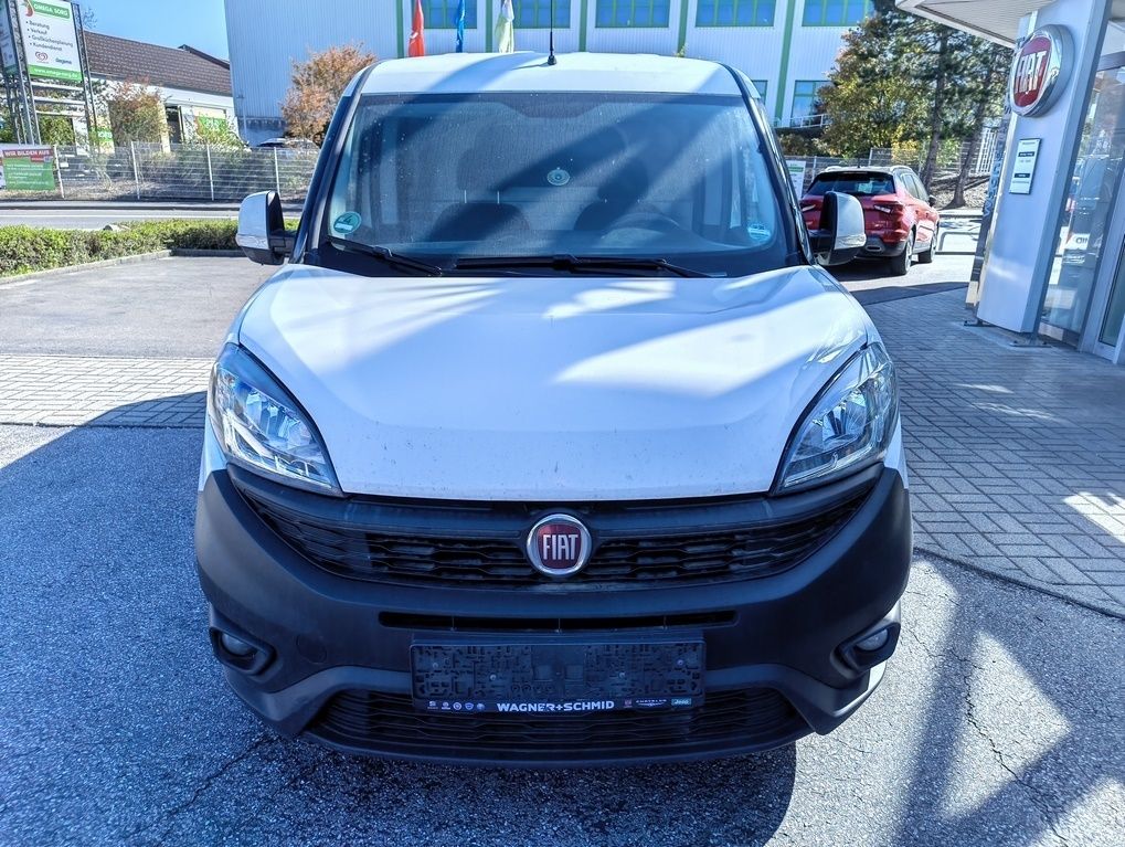 Fahrzeugabbildung Fiat Doblo Cargo 1.6 Mjet SX Maxi Pharma Mobil