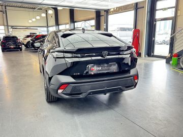 Peugeot 408 - 5