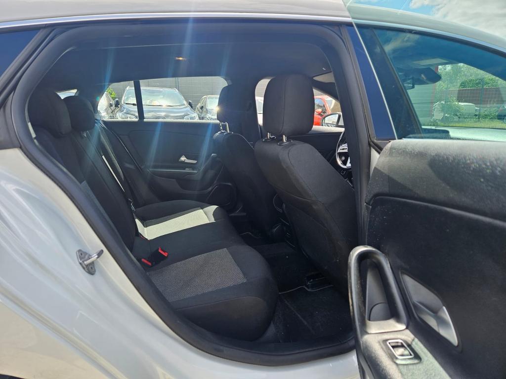 Mercedes-Benz CLA 180 Shooting Brake