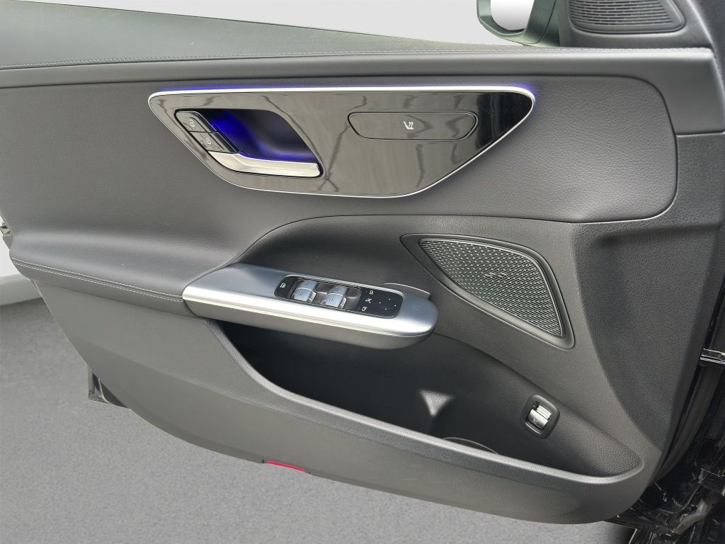 Fahrzeugabbildung Mercedes-Benz C 300 d T-Modell AMG*el. Heckklappe*LED*Ambiente