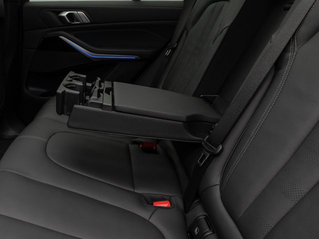 Foto Nummer 27: BMW X5 M50