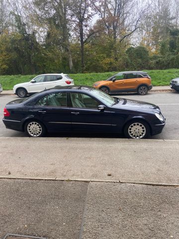 Mercedes-Benz E 200 KOMPRESSOR ELEGANCE Elegance frischer Tüv