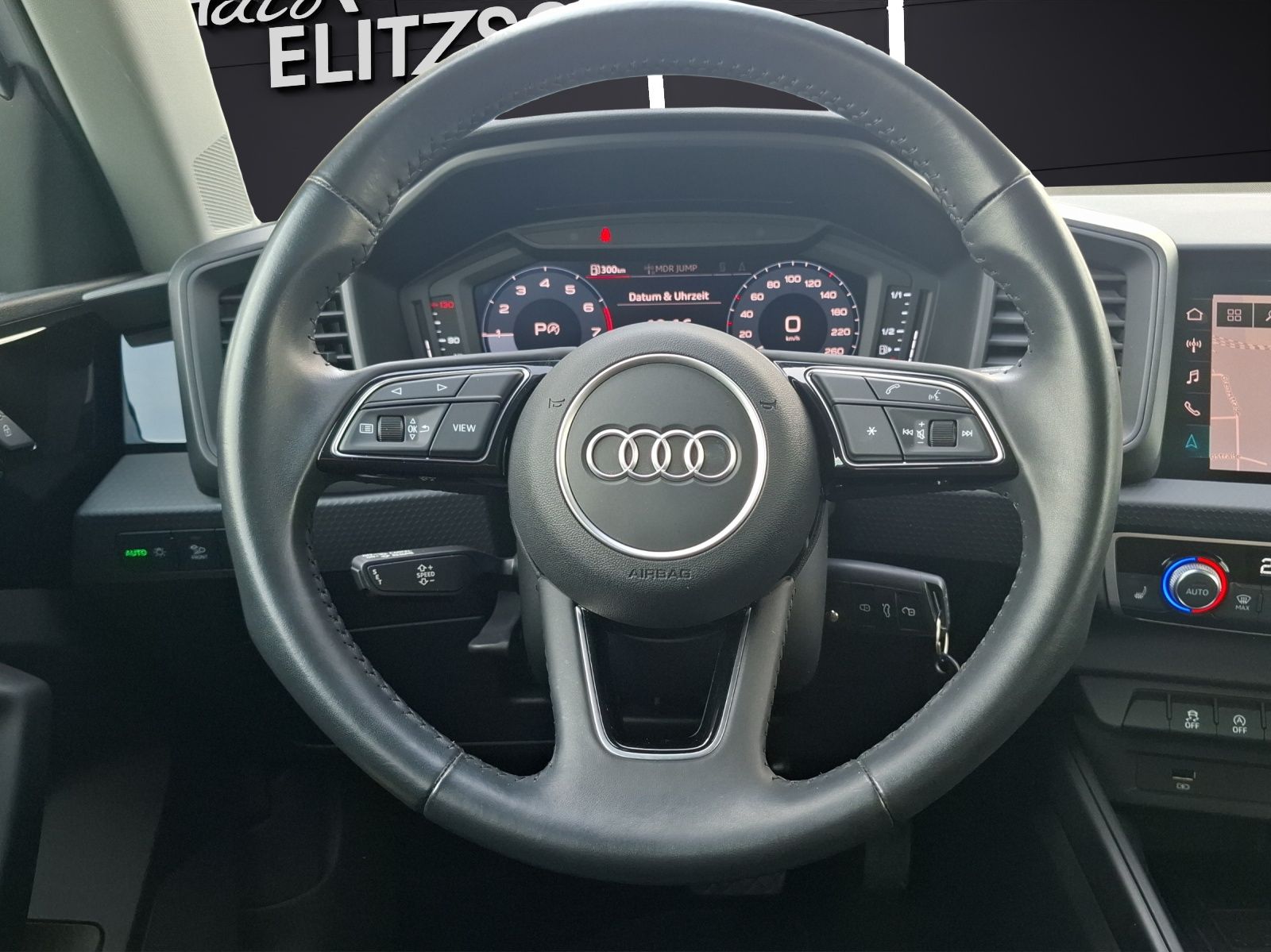 Fahrzeugabbildung Audi A1 Sportback 30 TFSI S-tronic LED Navi AVC GRA P
