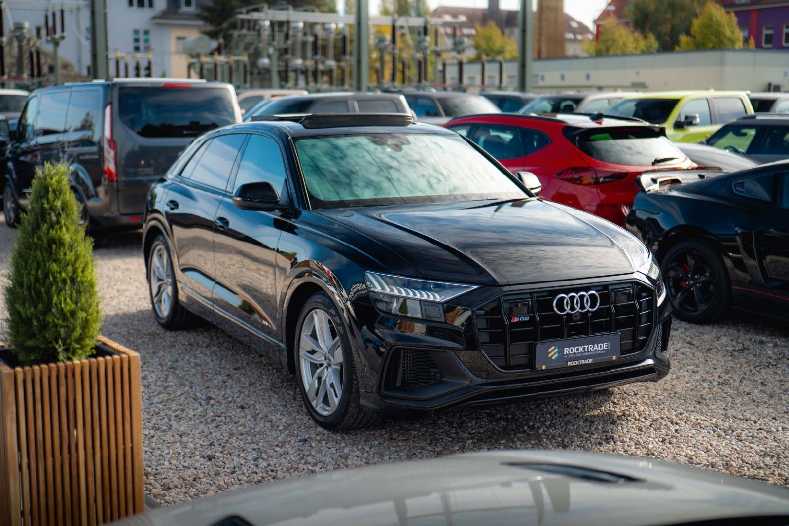 Fahrzeugabbildung Audi SQ8 4.0 TDI quattro Black Design | Full Option