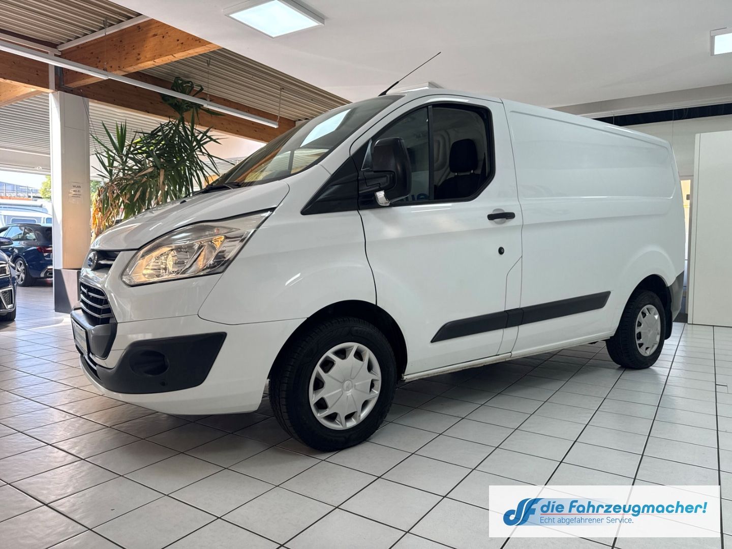 Fahrzeugabbildung Ford Transit Custom Kasten L1 H1 Trend Klima 2.0  Zah