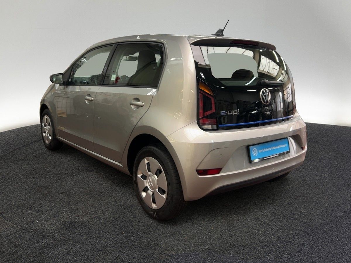 Volkswagen e-up!move up! DAB+ REAR VIEW SITZH CCS COM.PHONE imagem 3