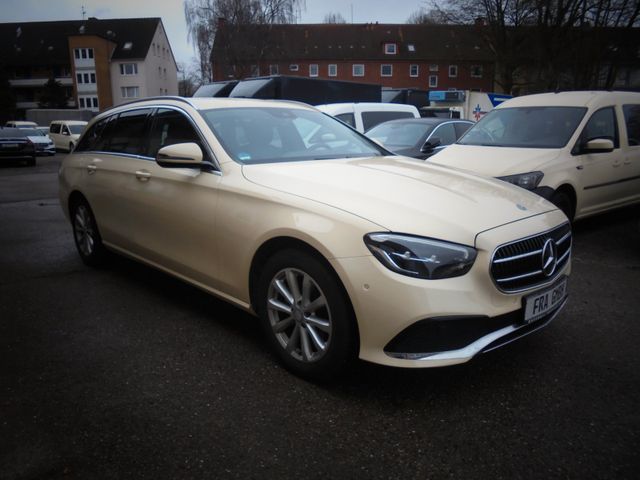 Mercedes-Benz E 220 d Avantgarde Widescreen Navi Kamera