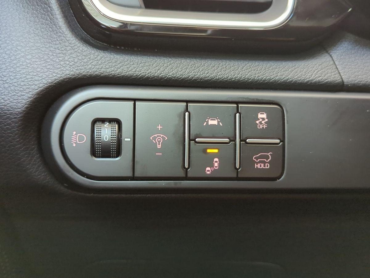Kia XCEED 1.4T PLATINUM PANO-DACH+LEDER+NAVI+KAMERA+