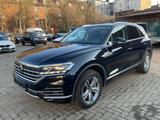 Volkswagen Touareg Elegance 4Motion eHybrid 1 HAND - Volkswagen Touareg mit Hybrid-Antrieb