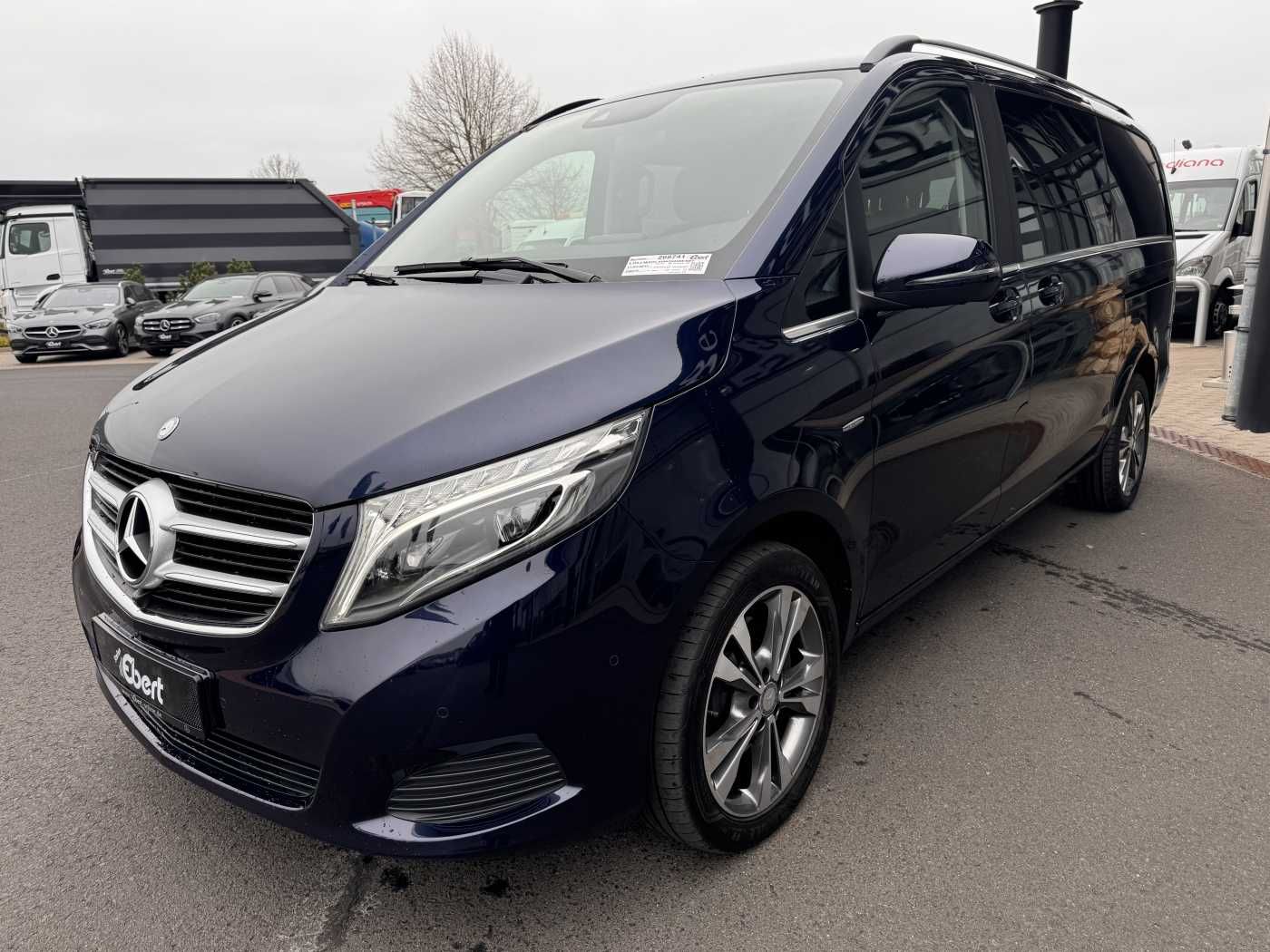 Fahrzeugabbildung Mercedes-Benz V 250 d AVA ED 4MATIC Panorama Tisch 360 Sound