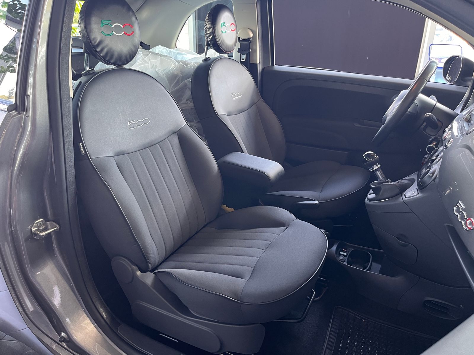 Fahrzeugabbildung Fiat 500C Lounge KLIMA ALU 8-Fach bereift
