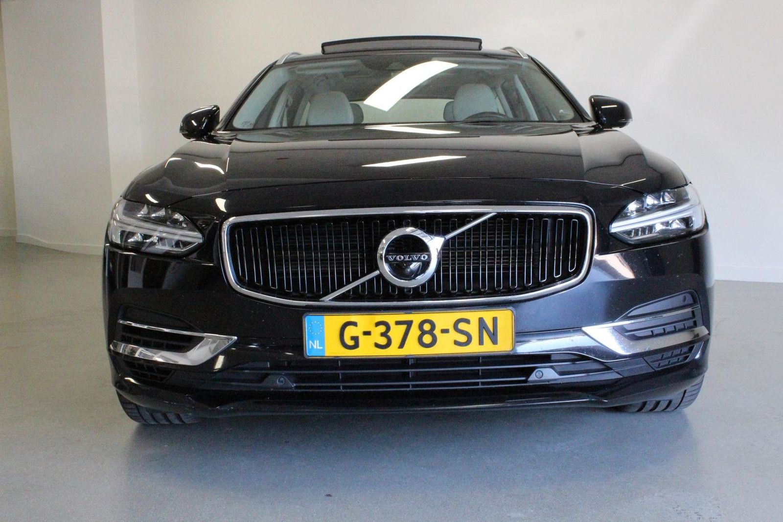 Volvo V90 2.0 T8 AWD Momentum Pro | H.U.D | CARPLAY | imagem 3