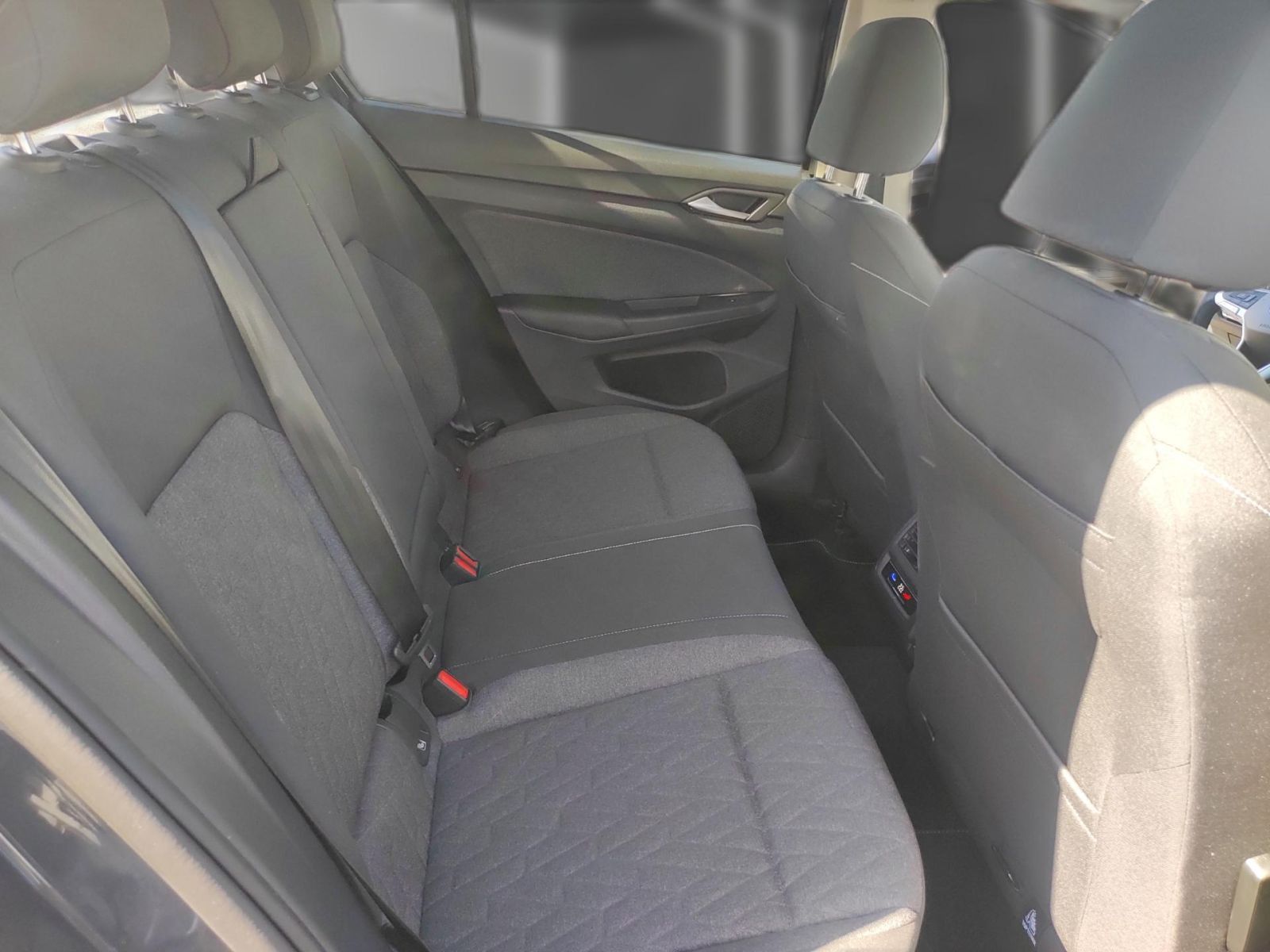 Volkswagen Golf - Bild 17