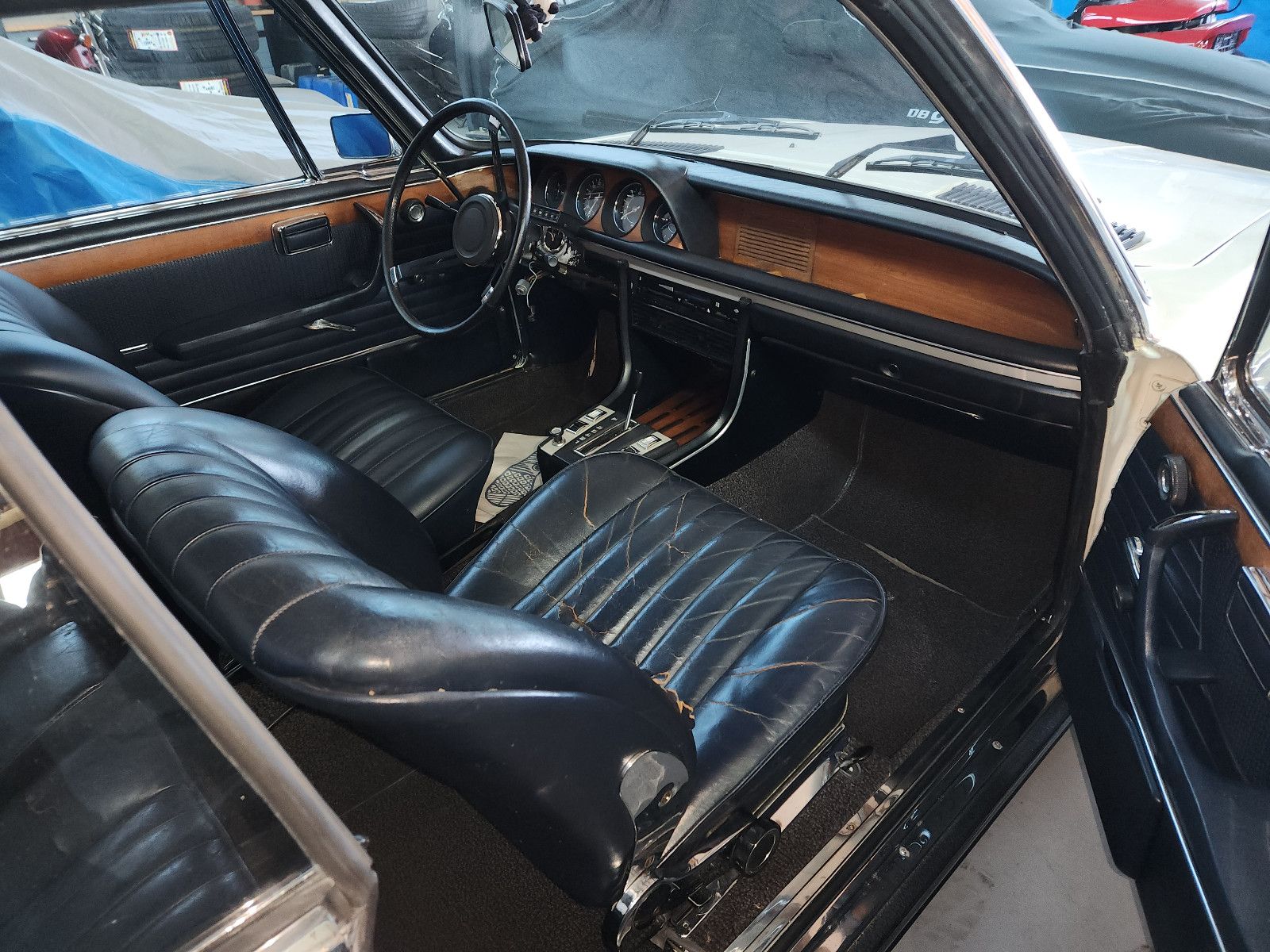 Fahrzeugabbildung BMW 2800cs *Oldtimer*Automatik*Elk.Fensterhebe*