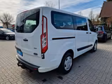 Ford Transit/Tourneo Custom+Scheckheft+AHK+9-Sitzer - Ford Transit mit Diesel-Antrieb: Kombi