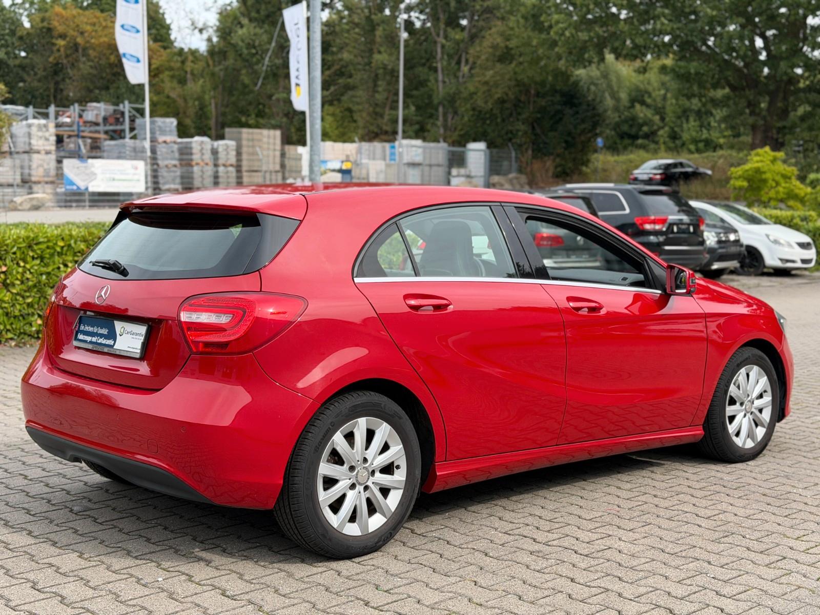 Mercedes-Benz A 180 BlueEfficiency Garantie *Navi*PDC*Bi Xenon