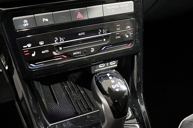 T-Cross GOAL 1.0 TSI DSG ACC LED PDC TEMPOMAT An