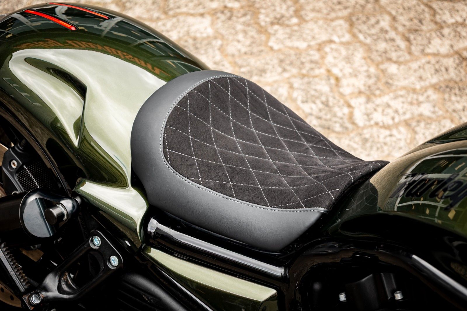 Fahrzeugabbildung Harley-Davidson VRSCDX Night Rod Special - BBC - 280er - Bad Boy