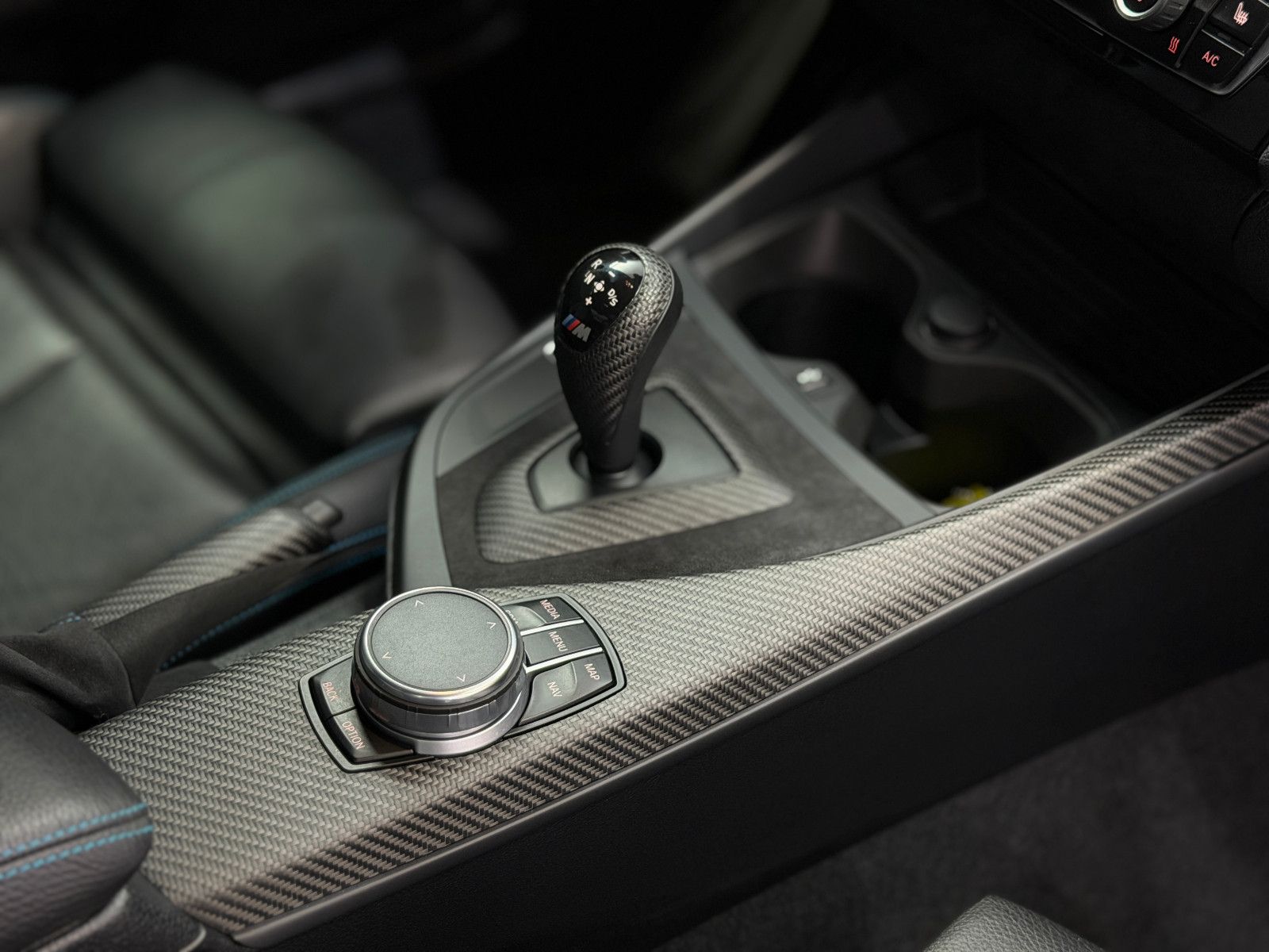 Fahrzeugabbildung BMW M2 Coupe |M-PERFORMANCE|EVENTURI|H/K|U-FREI