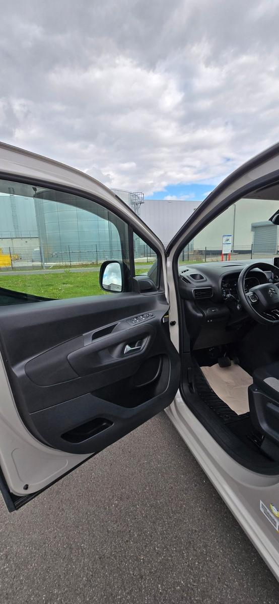 Citroën  Berlingo XL 131 PS Benzin | EAT8 Automatik,AHK