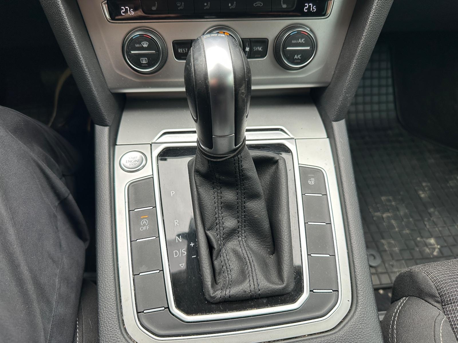 Volkswagen Passat Variant Business+ 2.0 TDI DSG LED Xenon