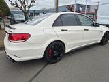 Mercedes-Benz E -Klasse Lim. E 63 AMG S-Modell 4-Matic - Mercedes-Benz: Weiß, Klasse