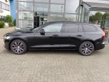Volvo V60 Ultra Dark B4 Aut.*NP69.710,--*Leder braun* - Volvo V60: Schwarz