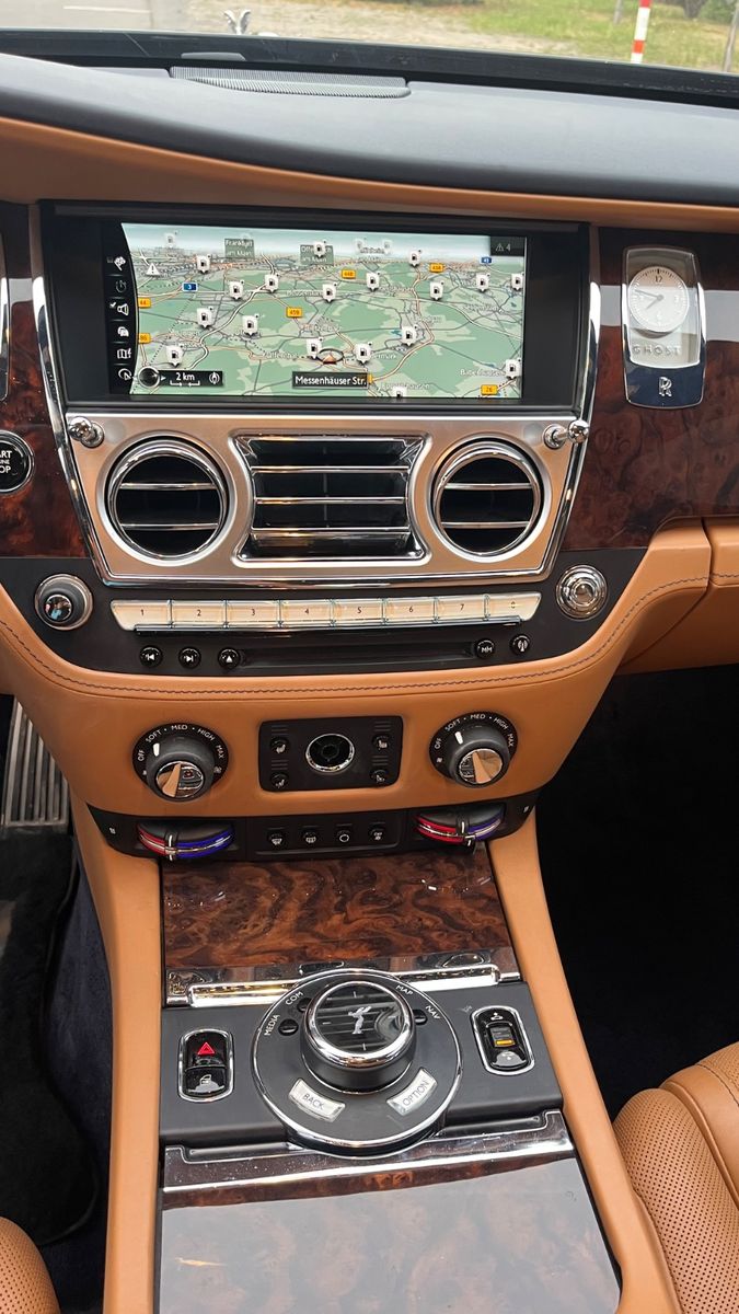 Rolls-Royce Ghost II Exclusiv 24-Zoll Starlighter LED HeadUp foto 7