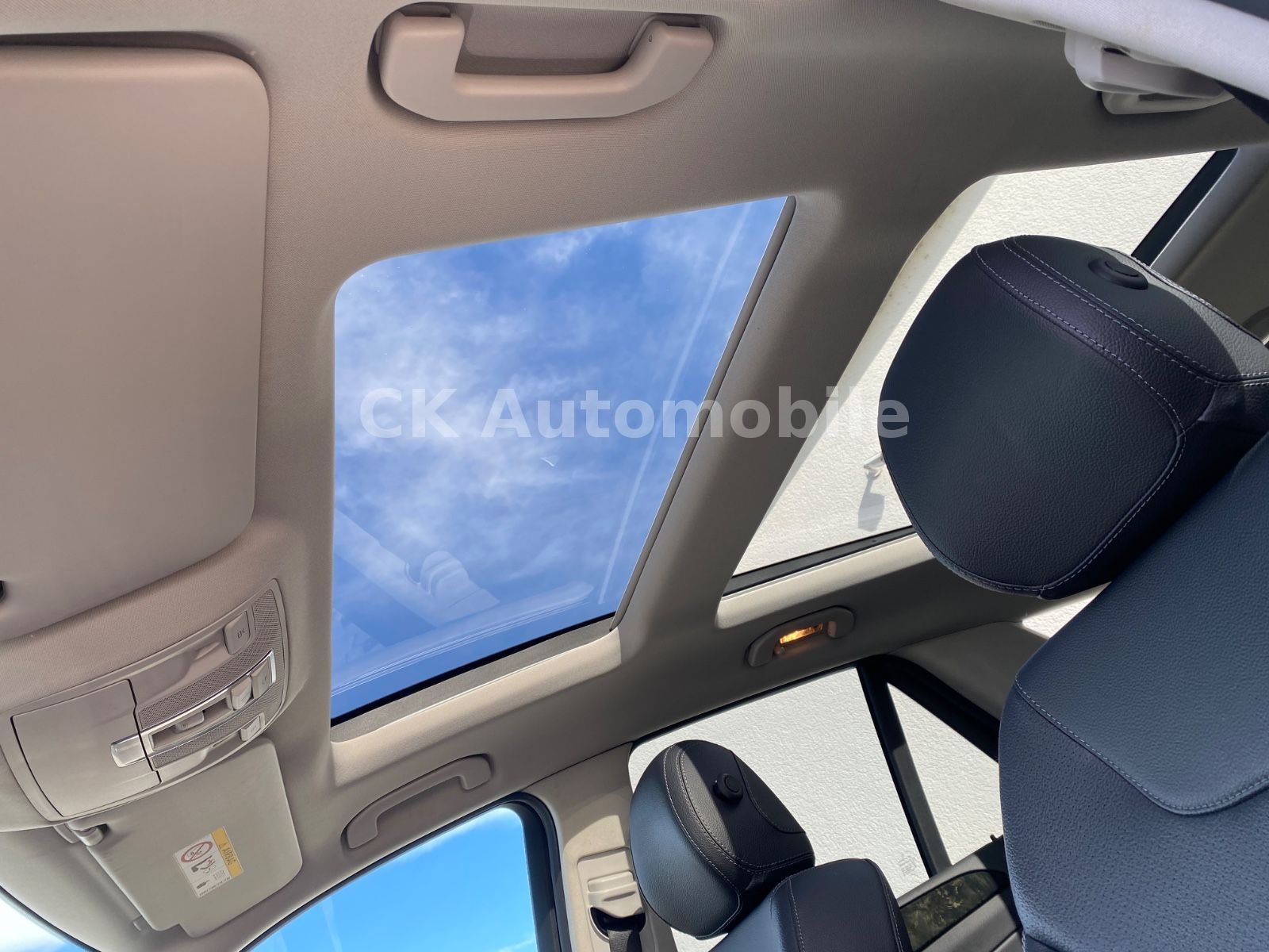 Fahrzeugabbildung Mercedes-Benz GLE 350 d 4Matic AMG Line/Navi/Air Matic/ILS/LED