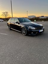 Mercedes-Benz C 63 AMG 