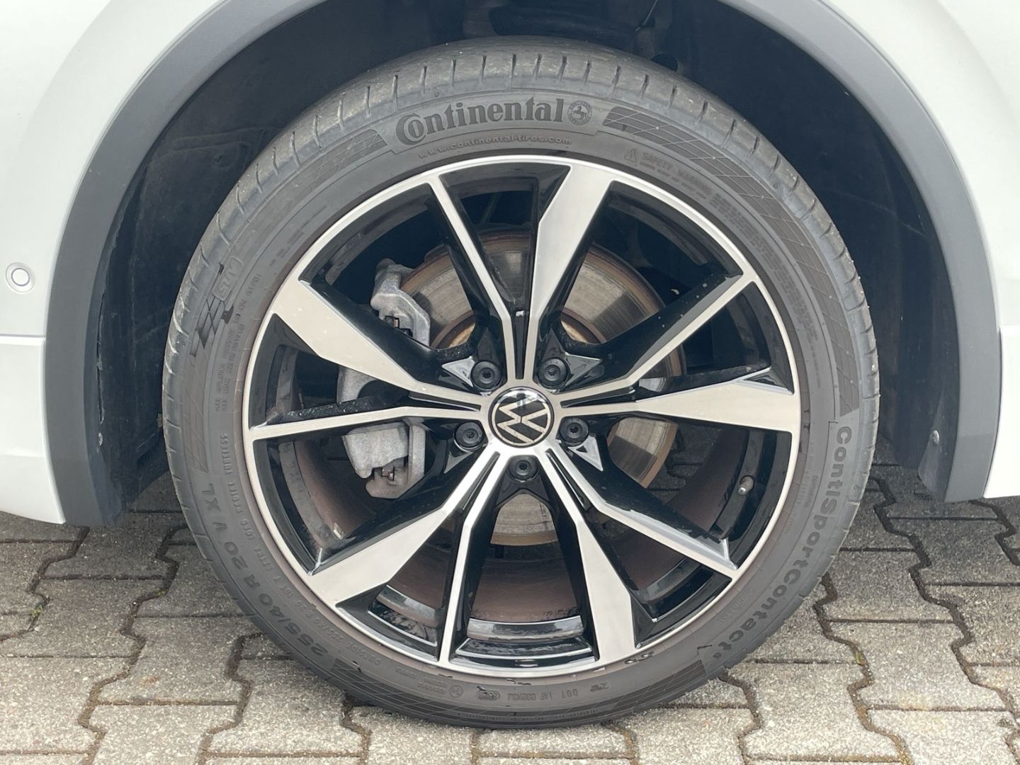 Tiguan Allspace R-Line 2.0TDI 4MOTION AHK/Kamera