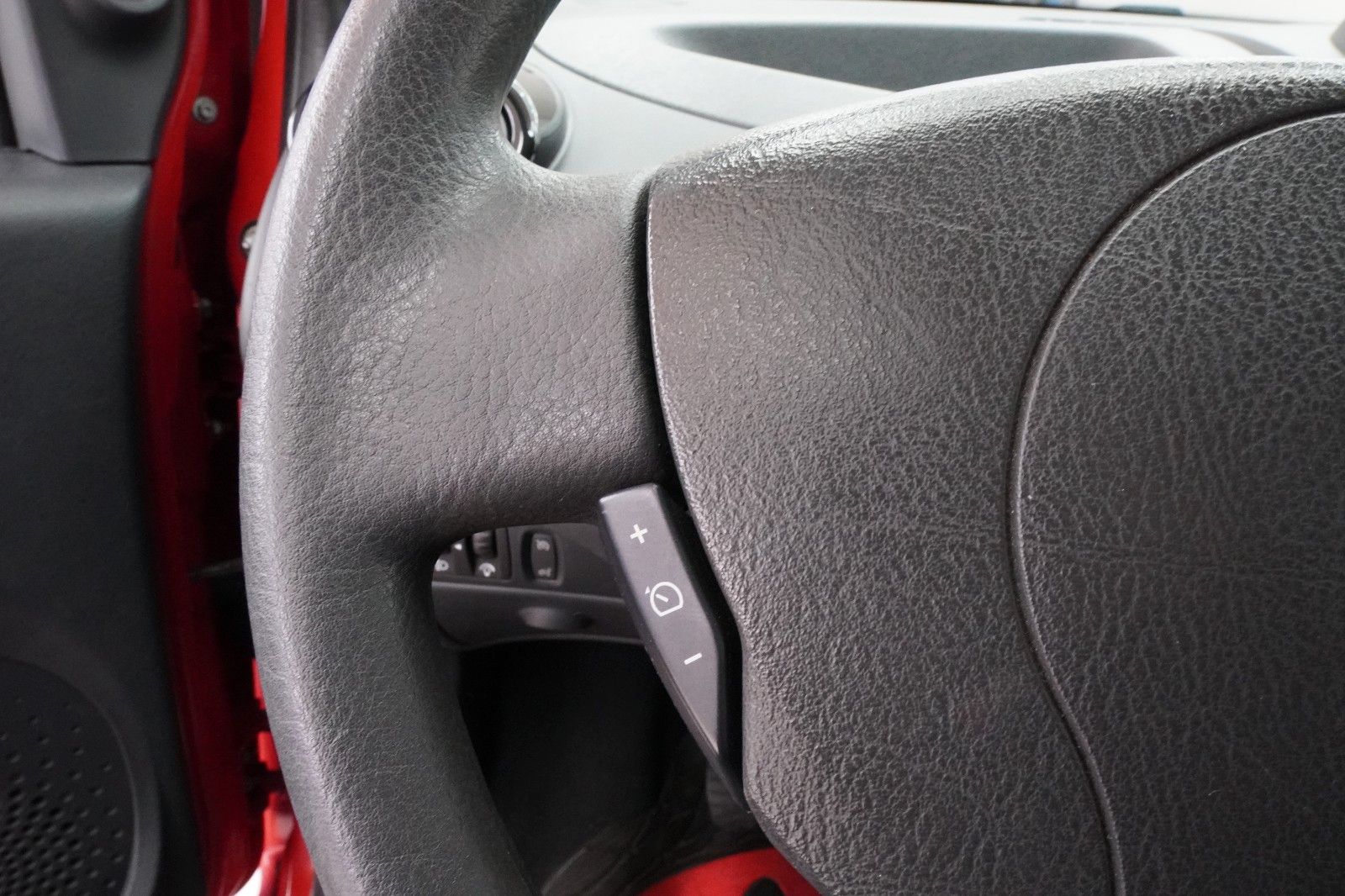 Fahrzeugabbildung Renault Twingo *8-fach*Klima*