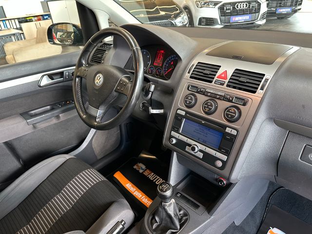 MYAUTOCENTER – Gebraucht- und Jahreswagen mit Werkstattservice in Pfaffenhofen Volkswagen Touran United *Navi*Sitzh*TÜV 0527*
