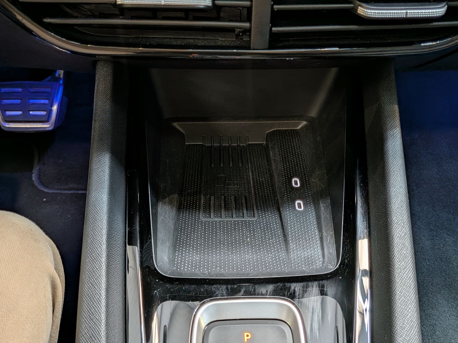 Fahrzeugabbildung SKODA Octavia 1.5 TSI Sportline MATRIX PANO AHK 5J-Gar