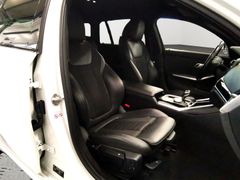 BMW 330 d xDrive Sport Line Navi PDC 1-Hand AHK