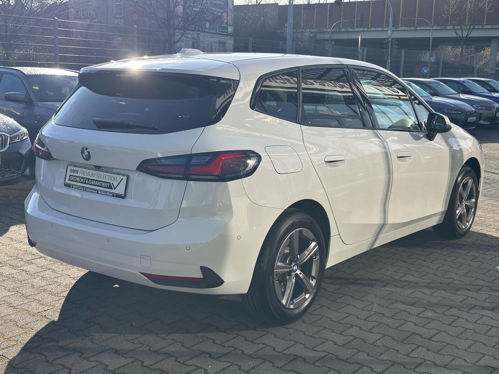 BMW 220i Active Tourer //Komfortzugang AHK