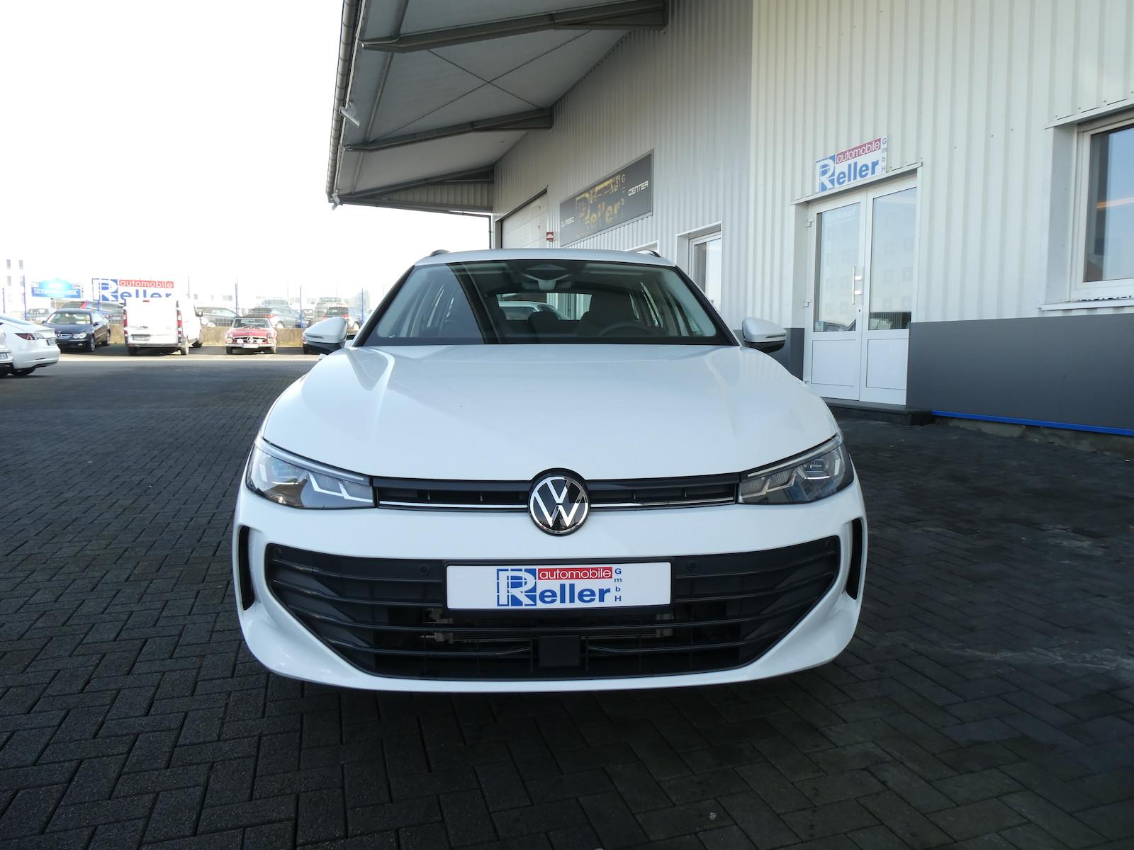 Volkswagen Passat Variant 1.5 eTSI 110 kW, Winterpaket,