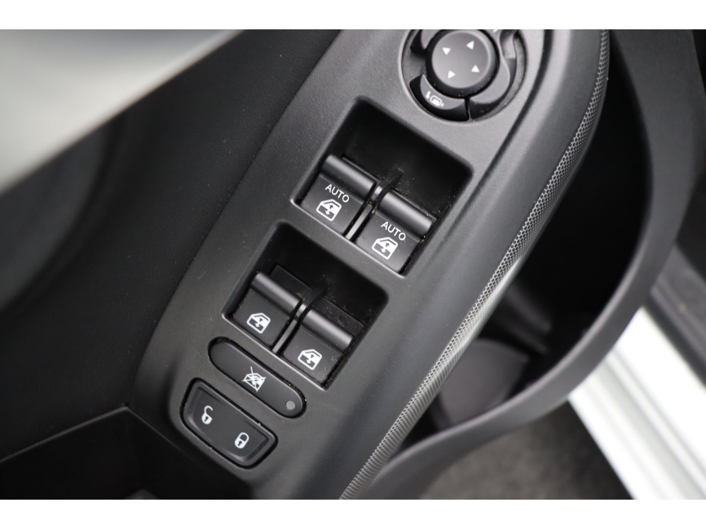 Fahrzeugabbildung Fiat 500X Sport Einparkhilfe ACC Kamera SHZ Totwinkel