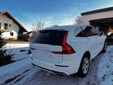 Volvo XC60 D5 AWD R Design Geartronic R Design - Volvo XC60: Geartronic