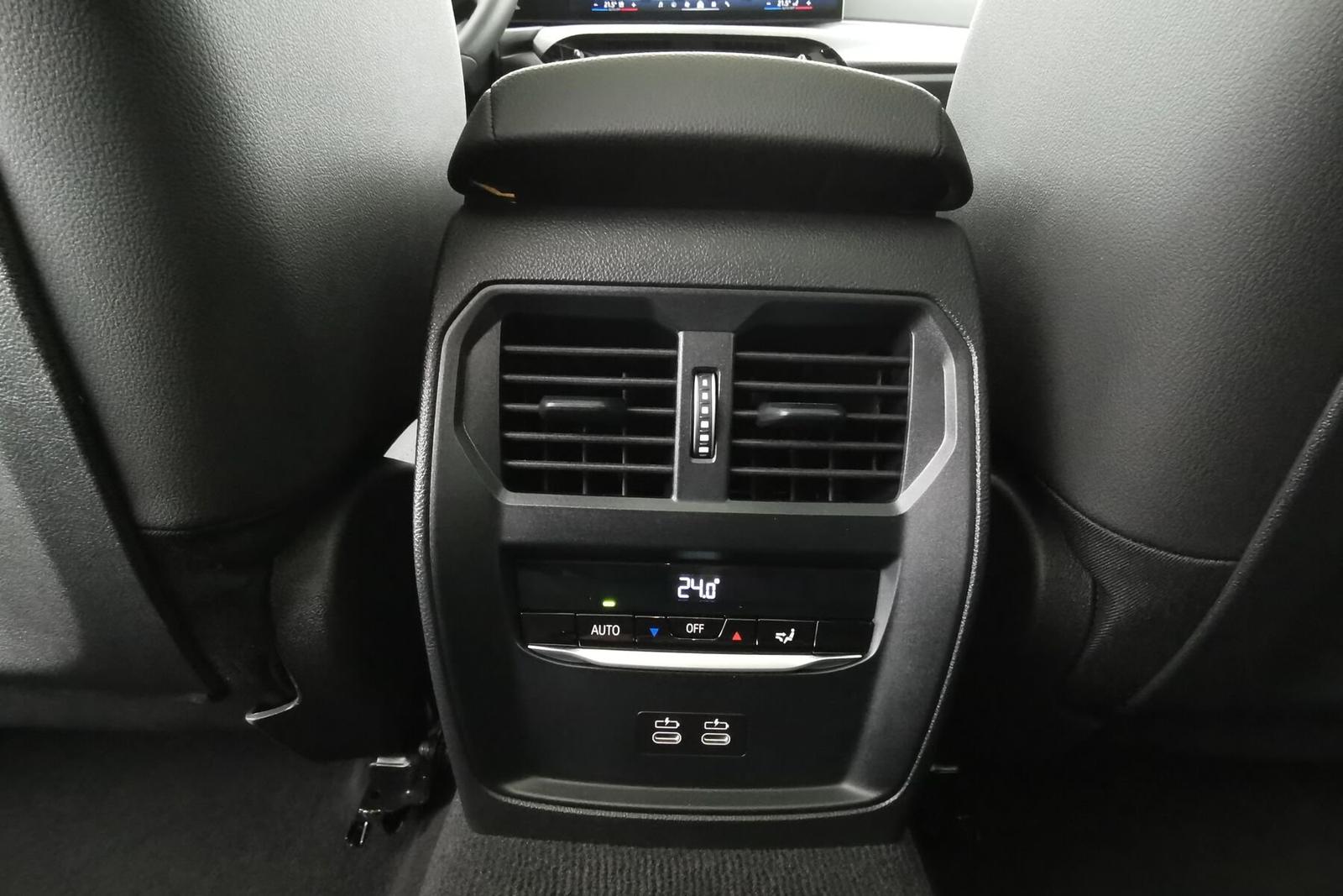 BMW 330i xDrive M Sport 360°*ACC*AHK*Pano*HUD*NAV*LM