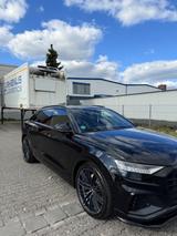 Audi Q8 50 TDI quattro tiptronic - - Audi Q8 in Frankfurt (Main)