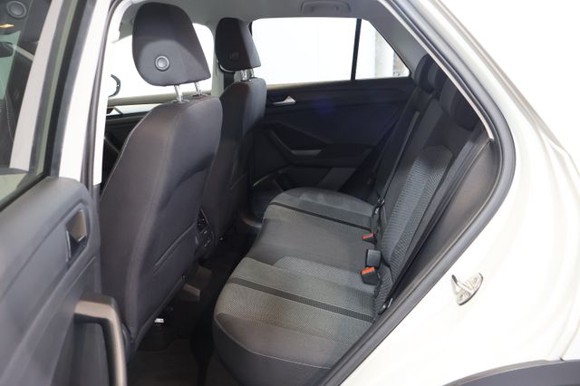 Volkswagen T-Roc 1.5 TSI Life AID+NAVI+PDC+LANE+17"+AHK